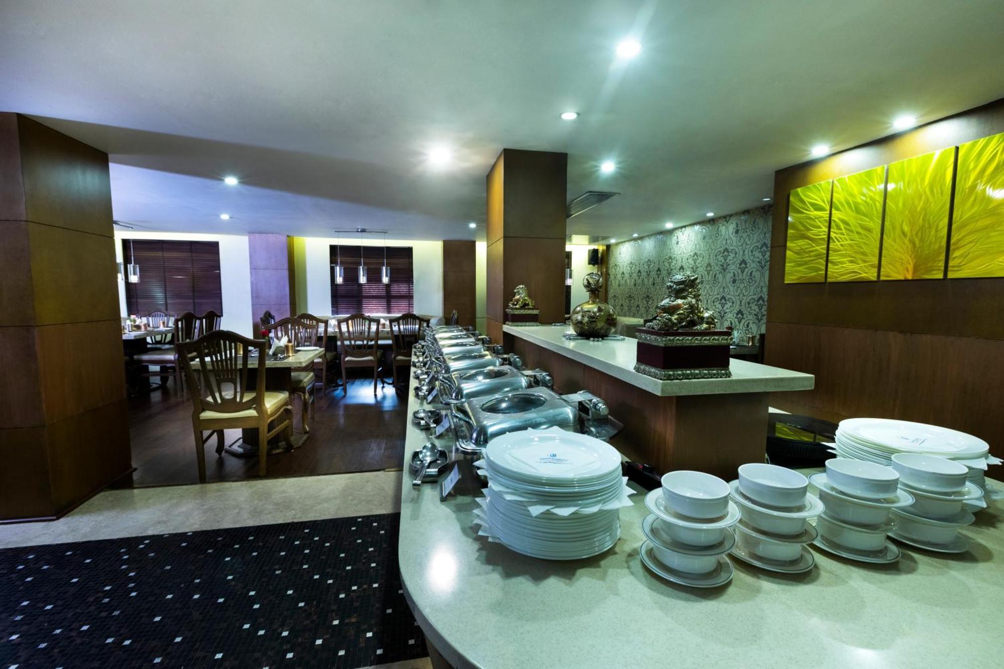 Hotel Grand 3*