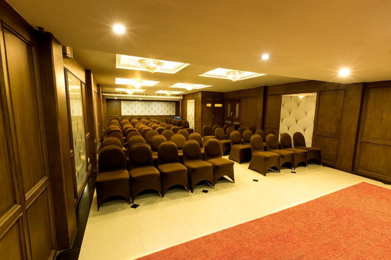 Hotel Grand 3*